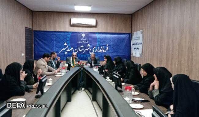 برنامه کتابخانه‌های عمومی در راستای کنگره ملی شهدای استان سمنان باشد
