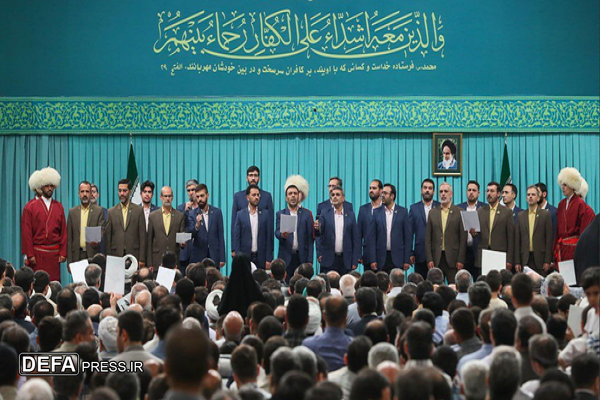 برگزاری مراسم میلاد پیامبر (ص) و امام صادق (ع) در حسینیه امام خمینی (ره)