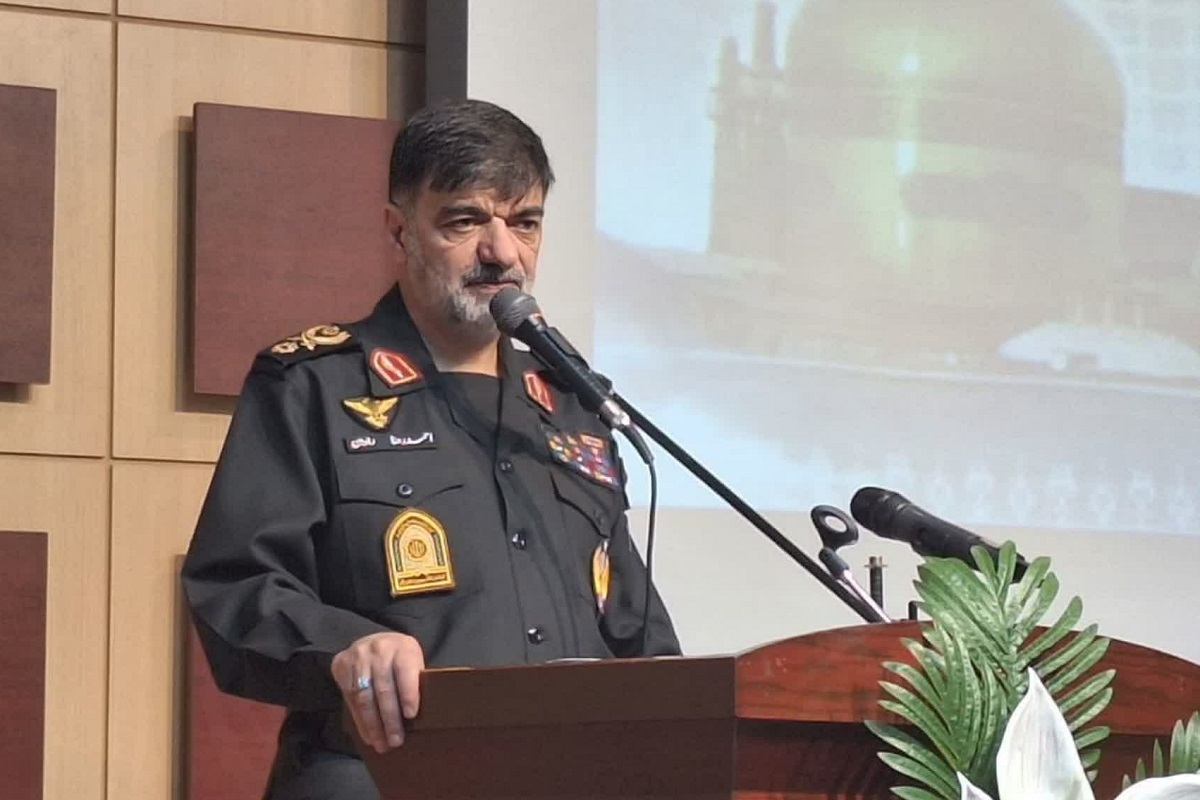 سردار رادان: علمدار زنده نگهداشتن مکتب شهدای دفاع مقدس ۱۲ روزه باشیم