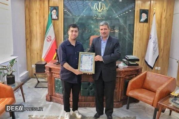هنرمند سبزواری به عنوان سفیر فرهنگ و هنر معرفی شد