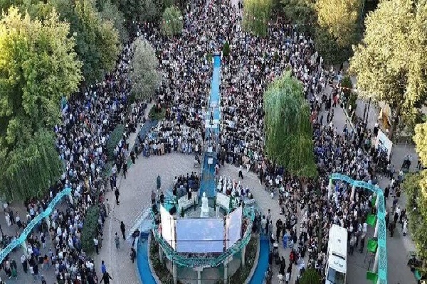 جشن بزرگ «باران رحمت» با حضور پر شور مردمی در سقز برگزار شد