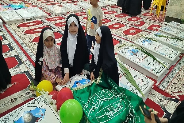تولد با طعم دلتنگی، اما امید و اقتدار در جوار مزار شهید