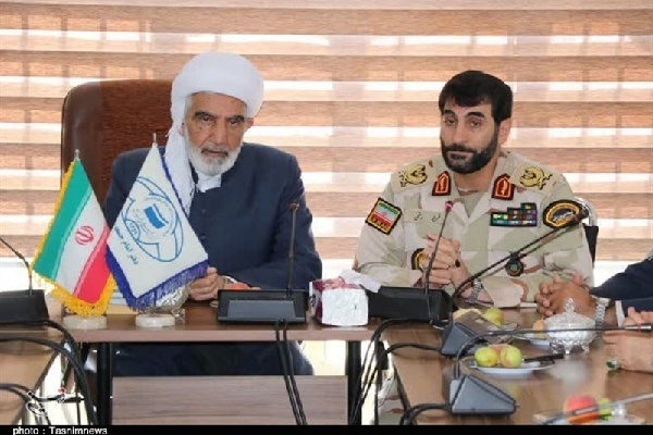 به نمایش گذاشتن همدلی و وحدت قدرت ما را در جهان چند برابر می‌کند