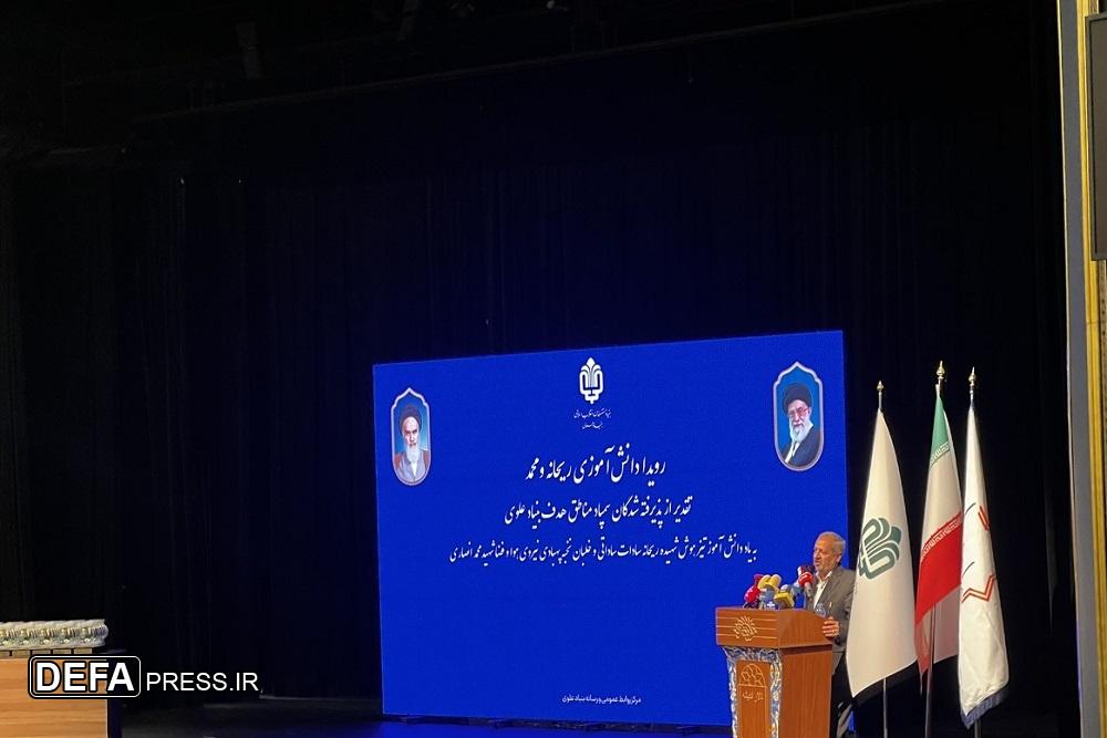 کاظمی: خدمت به مردم و وطن باید چشم انداز نهایی دانش‌آموزان باشد