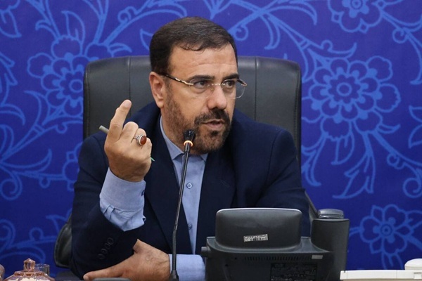 استاندار فارس: وقف می تواند در حوزه‌های فرهنگی، اجتماعی، پژوهشی و درمانی نقش‌آفرینی کند