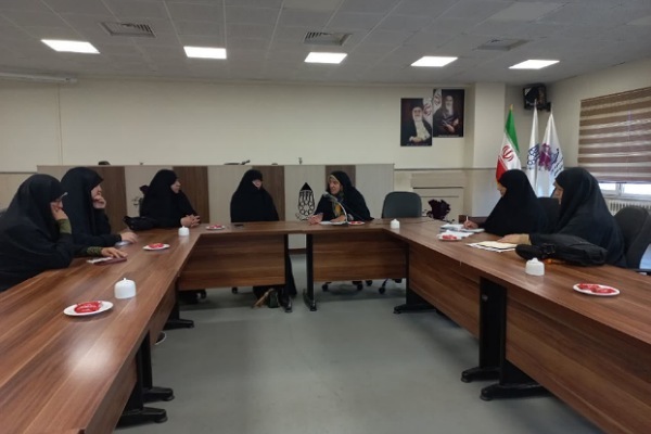 برگزاری جلسه کمیته زنان و دفاع مقدس شهرستان همدان