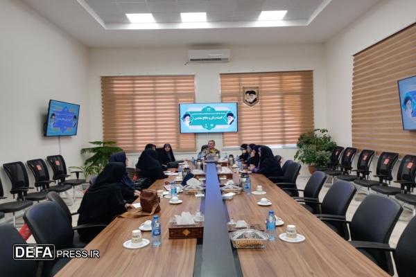 دومین کارگروه زن و دفاع مقدس در قزوین برگزار شد