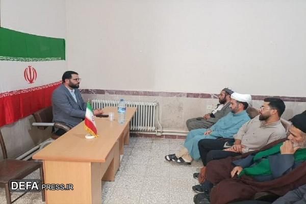 نشست آموزش ۸۰ مربی جلسات خانگی قرآن کریم در استان کردستان برگزار شد