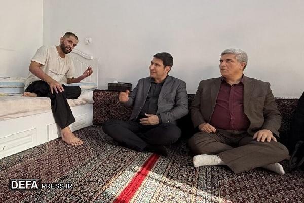 استاندار کردستان از مصدومان حادثه آتش‌سوزی آبیدر سنندج عیادت کرد