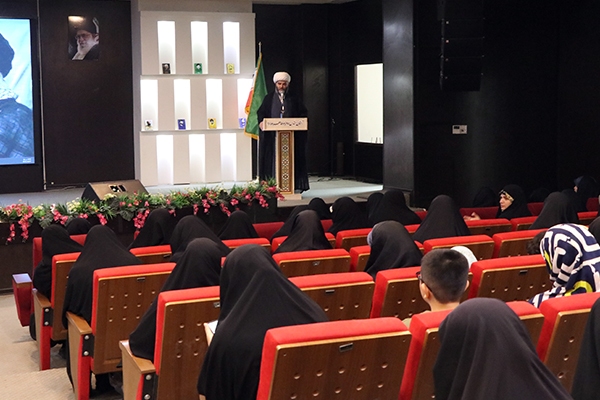 جهاد تبیین و روایتگری بانوان‌، سرنوشت جنگ را تغییر می‌دهد