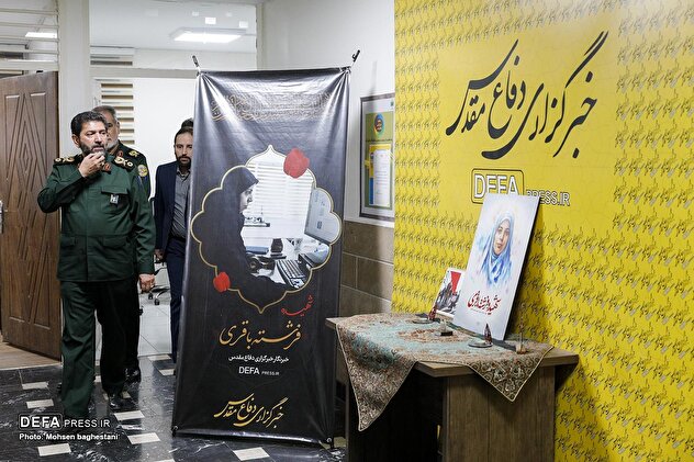 بازدید سردار حسن زاده از خبرگزاری دفاع مقدس
