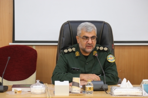 زنان در دوران دفاع مقدس نقش بی بدیلی در مدیریت خانواده و تربیت رزمندگان داشتند