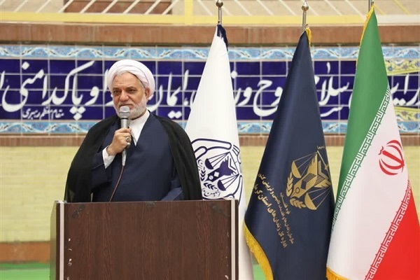 عفو رهبری، ۳۸۰۰ زندانی کرمانی را به آغوش جامعه بازمی‌گرداند