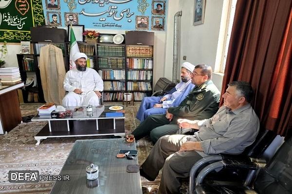 امامان جمعه در انقلاب و دفاع مقدس پیشرو بودند