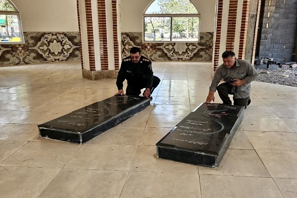 تصاویر/ ادای احترام مدیرکل حفظ آثار دفاع مقدس مازندران به یادمان شهدای گمنام سیمرغ