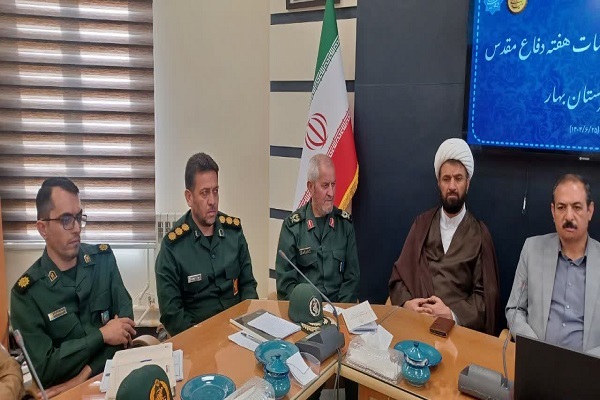 دفاع مقدس مدرسه‌ای انسان‌ساز و سرچشمه فرهنگ ایثار است