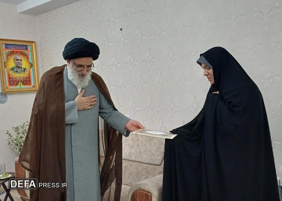 دیدار امام‌جمعه کرج با خانواده شهدای حملات صهیونیستی