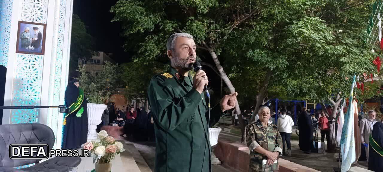 اجلاسیه مادران چشم‌انتظار شاهرود؛ از تجلیل از مادران شهدا تا رونمایی از دو کتاب شهیدان
