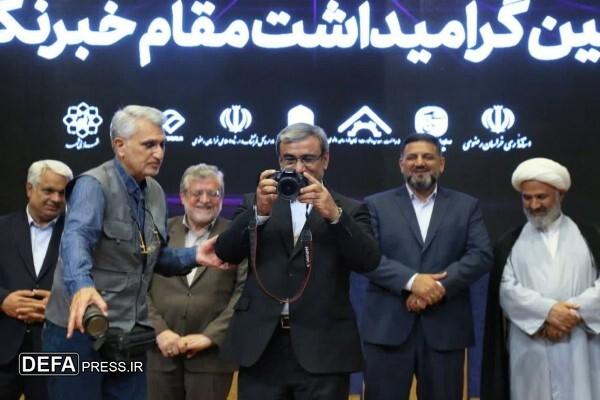 خبرنگاران سرمایه عظیم توسعه در استان هستند