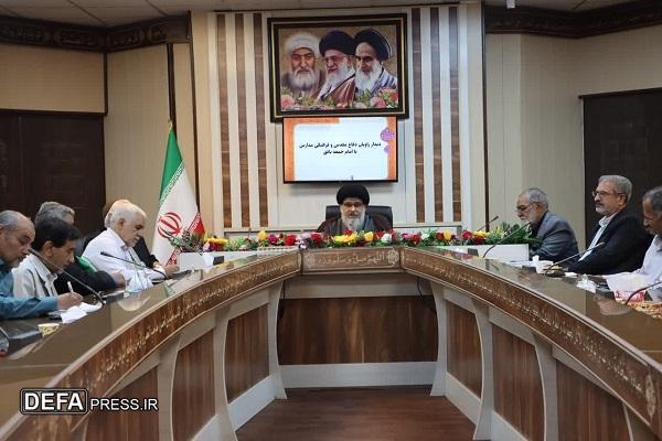 دیدار راویان دفاع مقدس و فرهنگی مدارس با امام جمعه بافق+ تصاویر