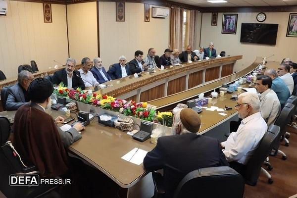 دیدار راویان دفاع مقدس و فرهنگی مدارس با امام جمعه بافق+ تصاویر