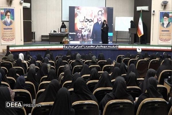 برگزاری کارگاه دوره مقدماتی تربیت مربی غفاف و حجاب در گرگان