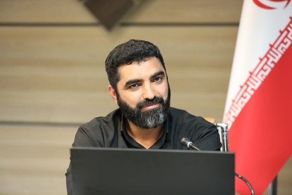 احمد راستینه: شجاعت در تصمیم‌گیری، کلید حل مشکلات اقتصادی کشور است