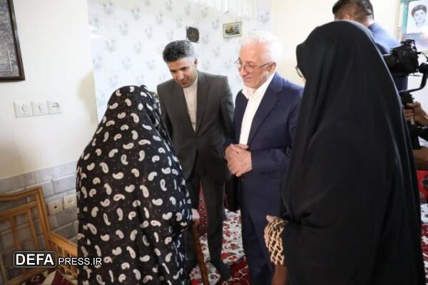 حضور در خانه شهدا مایه فخر و مباهات ماست