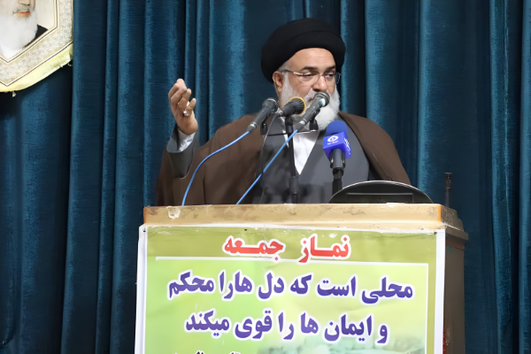 دفاع مقدس، نماد ایستادگی ملت ایران در مقابل استکبار جهانی است