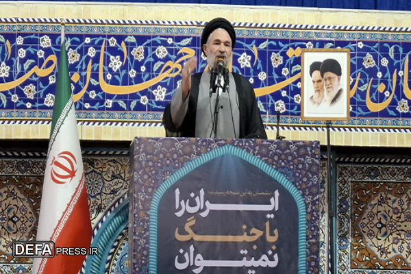 امام‌جمعه بروجرد: هدف مکانیسم ماشه تضعیف ایران است