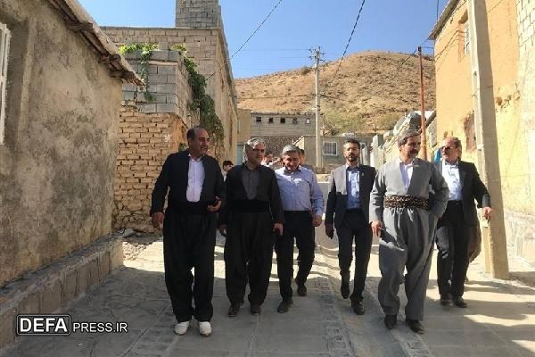 با حضور برخی از مسئولین توسعه زیرساخت‌های روستایی سنندج مورد بازدید قرار گرفت