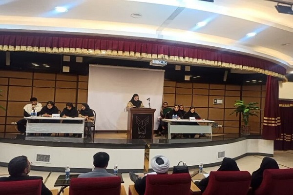 راهیابی ۱۸ تیم دانشجویی کرمانشاه به مرحله کشوری کرسی‌های آزاداندیشی