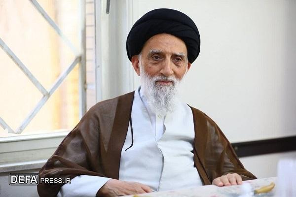 عبور موفق کشور از بحران‌ها مرهون اخلاص شهدا و اتحاد ملی است