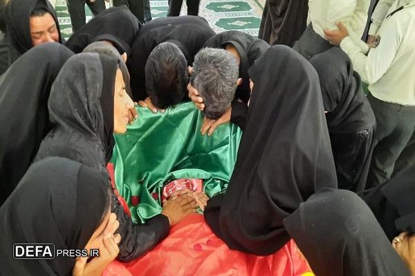 وداع باشکوه بم با سرباز شهید «هادی رویاهی»+تصاویر