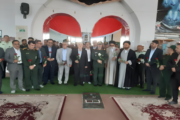 آیین غبارروبی گلزار شهدا به مناسبت «هفته دولت» در یاسوج برگزار شد