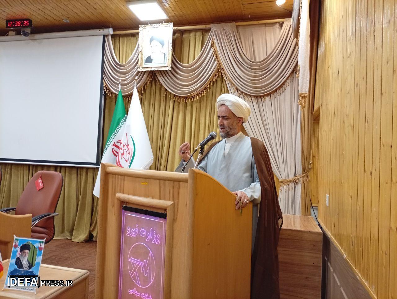 مادری، گرانبهاترین نقش بانوان است