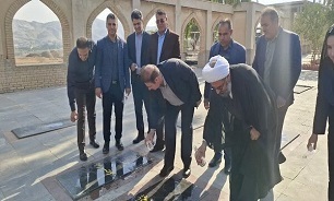 تجدید میثاق مدیران پلدختر با شهدا در هفته دولت