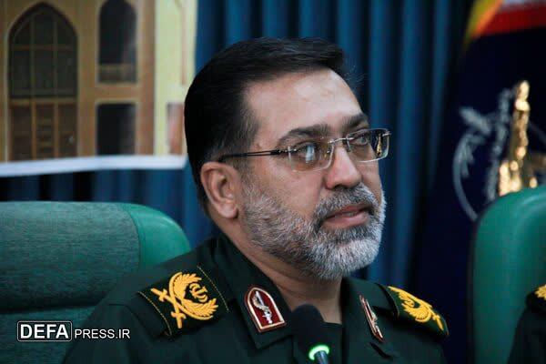 سردار زارع‌کمالی: پاسداران با «لباس سبز امام حسین (ع)» برای جانفشانی در راه انقلاب آماده‌اند