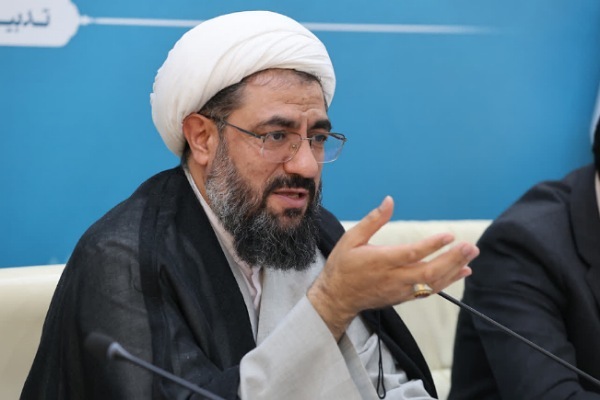 نقش علما و روحانیون در توسعه فعالیت‌های فرهنگی نباید نادیده گرفته شود