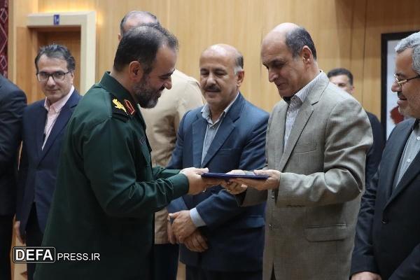 استاندار از فرمانده و معاونین سپاه قدس گیلان تجلیل کرد
