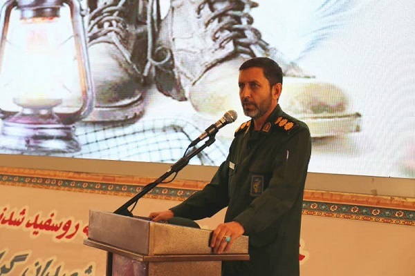  دفاع مقدس؛ الگویی برای همه عرصه‌ها  