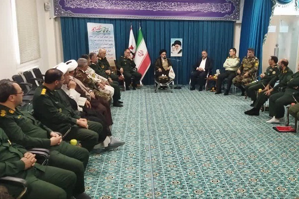 نیرو‌های مسلح مستقر در آذربایجان غربی بانماینده ولی فقیه در استان دیدار کردند