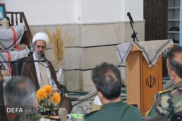 هفته دفاع مقدس یادآور حماسه‌آفرینی و تجلی ایمان و ولایت‌مداری رزمندگان اسلام در برابر تجاوز دشمنان است