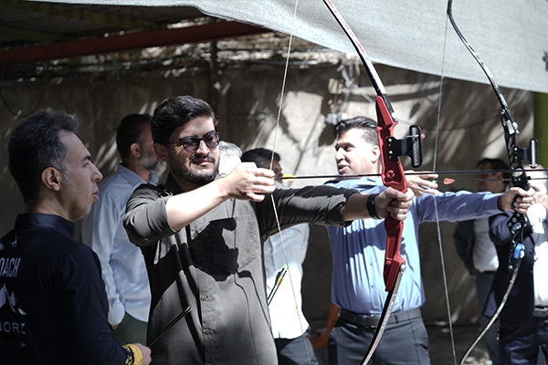 تصاویر/ مسابقات تیراندازی با کمان در البرز به مناسبت هفته دفاع مقدس