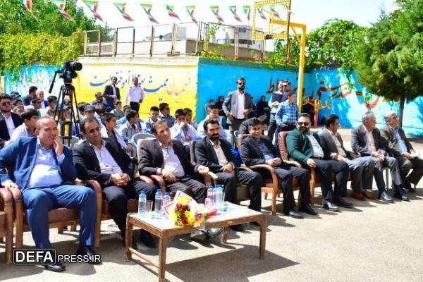 زنگ جوانه‌ها باحضور ۱۲ هزار دانش‌آموز متوسطه اول در کهگیلویه و بویراحمد نواخته شد