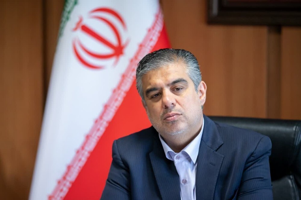 استاندار مرکزی: فرهنگ ایثار و شهادت، چراغ راه ملت ایران در مواجهه با توطئه و تهدید‌های دشمنان است
