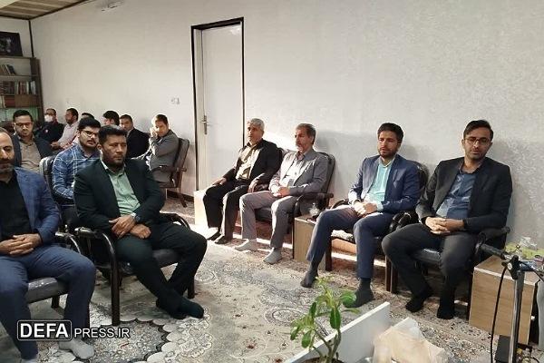 دیدار مسئولان شهرستان فامنین با امام جمعه به مناسبت هفته دفاع مقدس + تصاویر