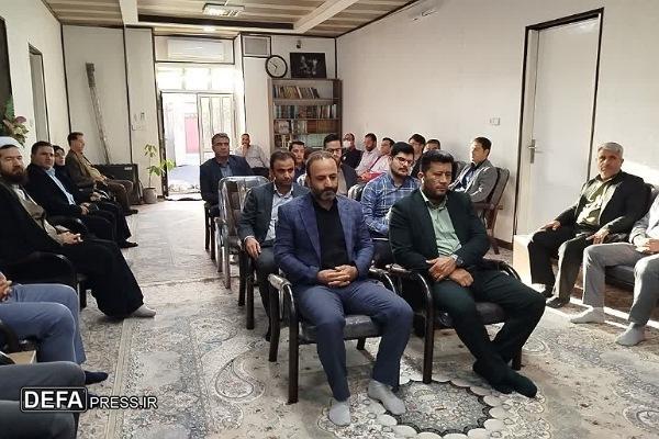 دیدار مسئولان شهرستان فامنین با امام جمعه به مناسبت هفته دفاع مقدس + تصاویر