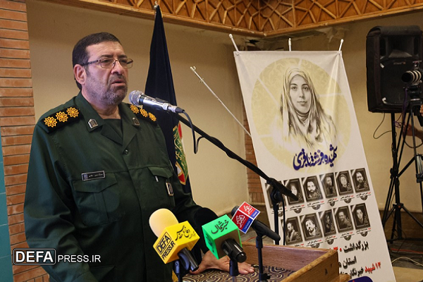 خبرنگاران در صف اول مقابله با تهاجم فرهنگی دشمنان هستند