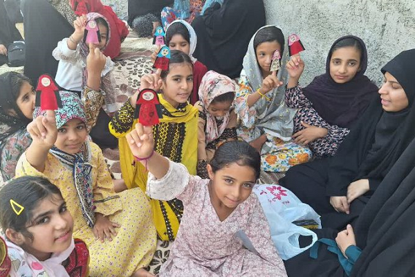 گروه جهادی «سفیران رهبر» دانشگاه شهید باهنر کرمان در منطقه چاه بلوچ رودبار جنوب+تصاویر